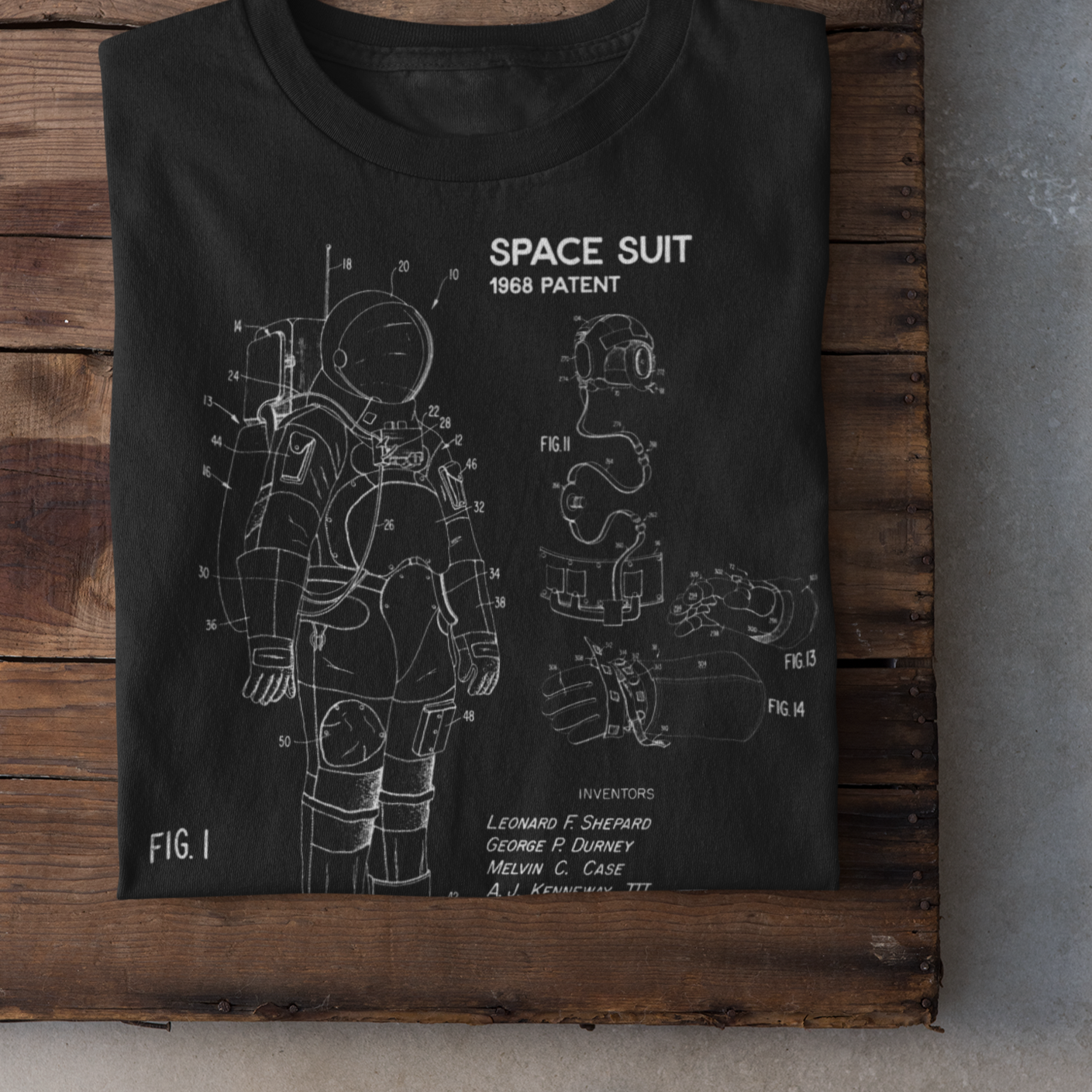 Apollo space suit blueprint patent Men's Tri-Blend Crew Tee